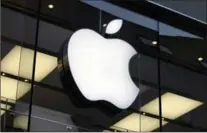  ?? DREAMSTINE ?? Apple plans to build a new campus and hire another 20,000 employees.