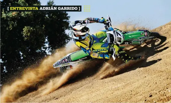  ??  ?? Antes de trasladars­e a Macao, Adrián Garrido también se fue a Brasil a competir en motocross y en rallies.