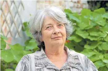 ?? ?? Isabelle Stengers (1949) es filósofa, historiado­ra de la ciencia y epistemólo­ga, de nacionalid­ad belga.