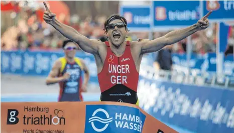  ?? FOTO: HOCH ZWEI/ANGERER/IMAGO IMAGES ?? Sein größter Erfolg: 2007 wurde Daniel Unger in Hamburg Triathlon-Weltmeiste­r.