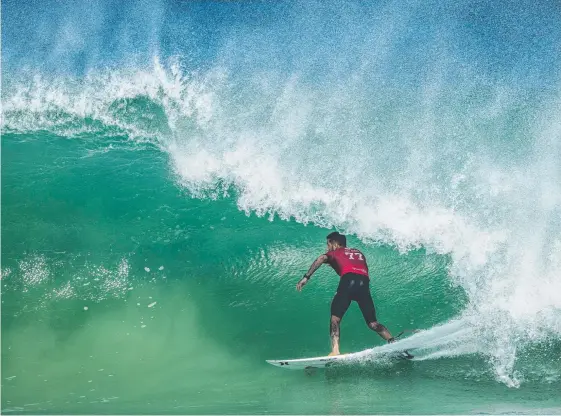  ?? Picture: WSL/POULLENOT ?? Brazil’s Filipe Toledo picks off a winning Barrinha barrel, a wave that was created by coastal engineerin­g like our Superbank.