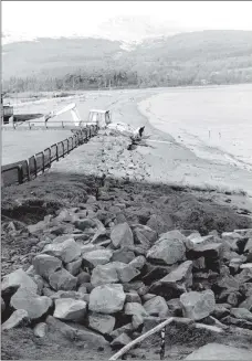  ?? 01_B02twe04 ?? Boulders have been placed onto Brodick beach by North Ayrshire Council in an attempt to stem the erosion which took so much of the beach away last spring.