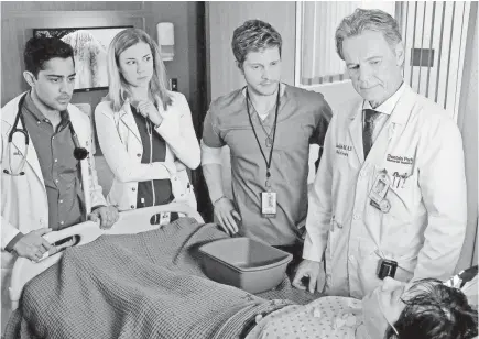  ?? GUY D’ALEMA/FOX ?? The doctors are in: Manish Dayal, Emily VanCamp, Matt Czuchry and Bruce Greenwood.