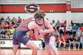  ?? Tim Godbee ?? The Sonoravill­e High School wrestling team defeated Calhoun last week in the Gordon County Duals and has won its first four matches this season.