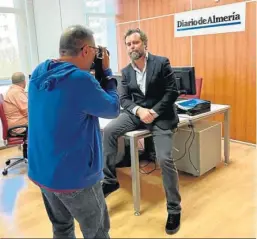  ?? ?? Iván Espinosa de los Monteros visitó la redacción de Diario de Almería.