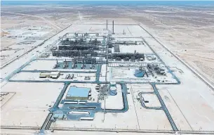  ?? BP ?? The Khazzan field in Oman. BP’s $12-billion project launched last year on a London-sized complex.