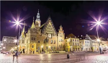  ??  ?? The beautiful Old City Hall in Wroclaw, Poland.