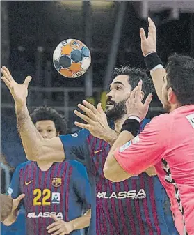  ?? FOTO: PERE PUNTÍ ?? Raúl Entrerríos, en un partido con el Barça Lassa esta temporada