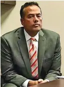  ?? ?? La Medida se produce días después de que González fuera nombrado finalista para otro puesto de administra­dor de la Ciudad en Frisco, Texas, donde se espera que el principal candidato sea nombrado a fin de mes.