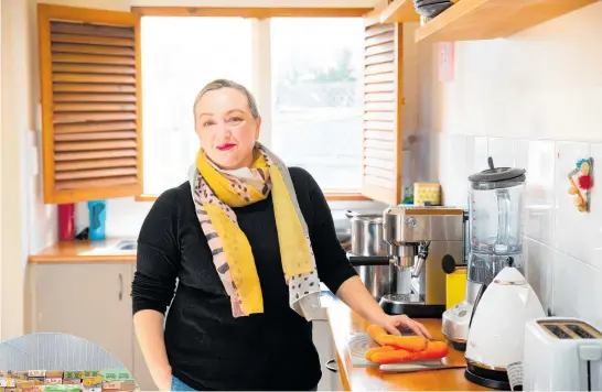  ?? Photo / Sylvie Whinray ?? Clare Jennings says changing her buying and food preparatio­n habits mean less food waste and more money saved.