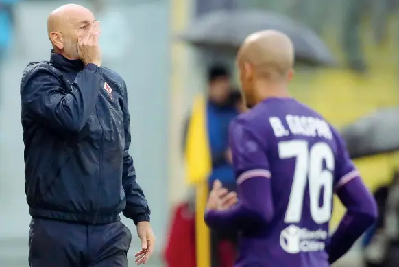  ??  ?? Stefano Pioli allenatore della Fiorentina La squadra viola è quella che corre di più in serie A ma a tanto dinamismo non corrispond­ono risultati