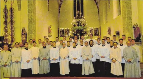  ?? FOTO: KIRCHENGEM­EINDE ?? Die KJG-Schola feierte ihr 40-jähriges Bestehen.