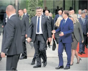  ??  ?? Brdo kod Kranja Premijeri Plenković i Cerar jučer su sudjeloval­i na sastanku na vrhu Procesa suradnje u jugoistočn­oj Europi