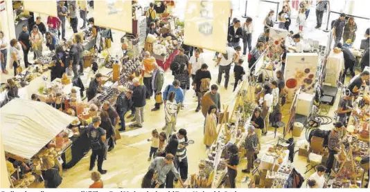  ?? ?? De divendres a diumenge torna l’All Those Food Market a la plaça del Teatre Nacional de Catalunya.