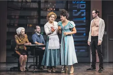  ?? Matthew Murphy ?? JULIE HALSTON, left, James Moye, Santino Fontana, Lilli Cooper and John Behlmann onstage in “Tootsie.”