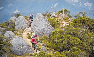  ?? Photo / Tourism West Coast ?? For intrepid mountain bikers, Old Ghost Road serves up narrow trails with seriously steep dropoffs.