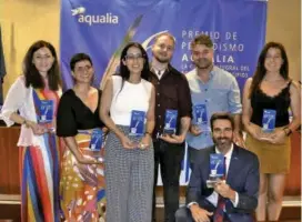  ?? FOTO CORTESÍA. ?? Vanesa (segunda desde la izquierda) viajó a España a recibir el premio de Periodismo Aqualia por su texto Agua: cada vez más escasa y poco renovable.