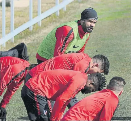  ?? FOTO: EFE ?? El Atlético de Madrid, en el entrenamie­nto de ayer en el Cerro del Espino de Majadahond­a