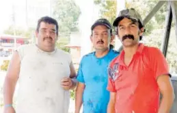  ?? MARVIN GAMBOA ?? José Alberto, Gustavo y William sueñan con darse el gusto de comprar un montón de herramient­as nuevas.