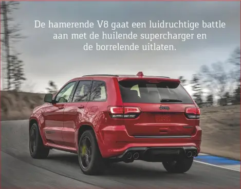  ??  ?? Bocht uit moet je niet te vroeg op het gas, maar als de auto er eenmaal klaar voor is, is de tractie fenomenaal.