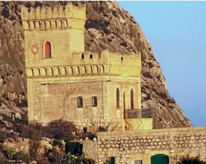  ??  ?? The Ghar Lapsi Tower, one of Jean de la Valette’s watchtower­s he built to protect Valletta.