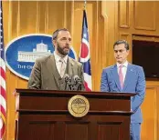  ?? ?? State Rep. Adam Mathews, R-Lebanon, introduces a new bill alongside primary co-sponsor Rep. Dani Isaacsohn, D-Cincinnati.