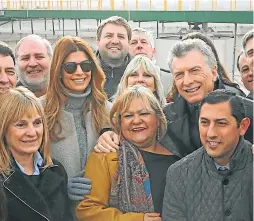  ??  ?? President Mauricio Macri campaigns in Río Cuarto, Córdoba.