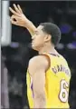  ?? Luis Sinco Los Angeles Times ?? JORDAN Clarkson lets everyone know that his three- pointer is good.