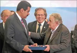  ?? CEDOC PERFIL ?? OTROS TIEMPOS. Maduro y Mujica, y la sonrisa de Luis Almagro.