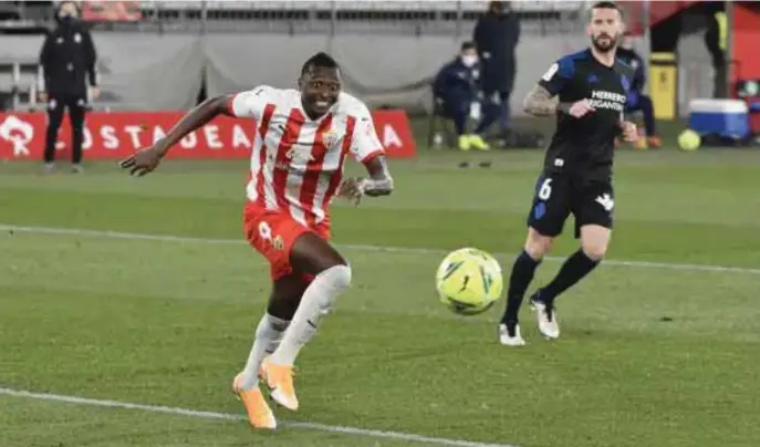  ??  ?? Umar Sadiq galloping towards the goal