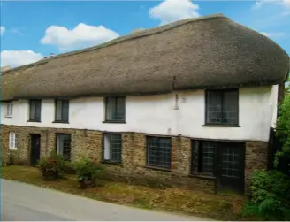  ??  ?? Above: The oldest part of the house dates back to the mid 16th century. The thatch roof is in good condition, though some minor repairs will be carried out. Below: The annexe will provide a decent space to stay while works go on in the rest of the house
