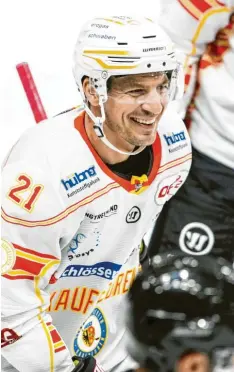  ?? Foto: Benedikt Siegert ?? In Kaufbeuren lernte Patrick Reimer das Eishockeys­pielen. Jetzt kehrt er für ein paar Spiele dorthin zurück. Grund ist die unklare Lage in der DEL.