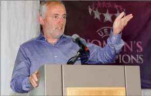  ??  ?? Seanie O’Shea from Wexford Youths addressing the civic reception.