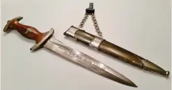  ??  ?? The NPEA Leader’s dagger was worn by supervisor­y members of the National Political Leadership School whose purpose was to provide an advanced and varied curriculum in order to produce future Third Reich leaders (eCrater.com)