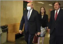  ?? JEFFERSON SIEGEL — THE NEW YORK TIMES ?? Allen H. Weisselber­g, left, heading to court in Manhattan in August, has refused to turn against former President Donald Trump.