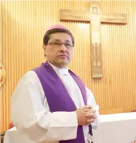  ??  ?? Alfonso Miranda, secretario de la CEM, refrendó el compromiso de la Iglesia para atender los casos de abuso sexual.