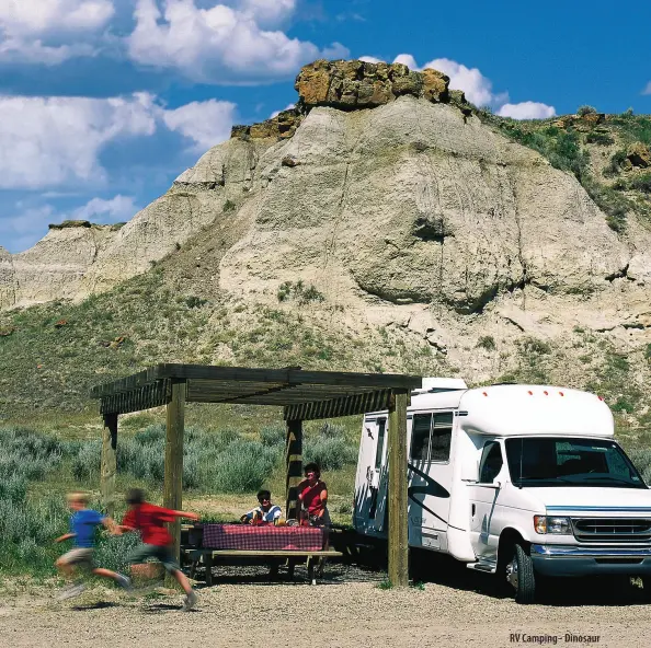  ??  ?? RV Camping - Dinosaur