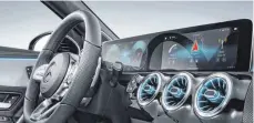  ?? FOTO: DPA ?? Aufgewerte­t: Die Mercedes A-Klasse erhält den riesigen Bildschirm aus der S-Klasse.