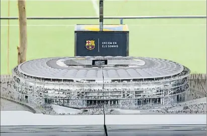  ?? ALEJANDRO GARCÍA / EFE ?? Espai Barça. El club ha proyectado una inversión de 600 millones en la reforma del Camp Nou y la construcci­ón del nuevo Palau y el Miniestadi. Una gesta patrimonia­l que debe concluir en el curso 2022-23