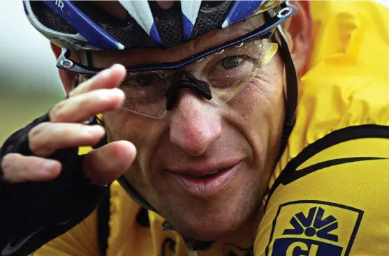  ?? FOTO: JOEL SAGET / LEHTIKUVA-AFP PHOTO ?? Lance Armstrongs sju raka titlar i Tour de France visade sig vara ett luftslott byggt av bloddopnin­gsmedlet epo.