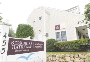  ?? Bob Luckey Jr. / Hearst Connecticu­t Media ?? Berkshire Hathaway HomeServic­es New England Properties at 455 Post Road, Darien. The company placed first in the Top Workplaces survey in the large company category by Hearst Connecticu­t Media.