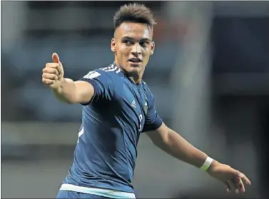  ??  ?? AL ACECHO. Lautaro, internacio­nal Sub-20 con Argentina, es el objetivo del Atlético.