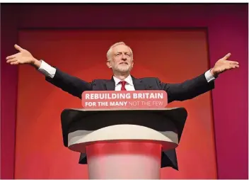  ?? FOTO: STEFAN ROUSSEAU/DPA ?? Die Pläne von Premiermin­isterin Theresa May zu Großbritan­niens Ausstieg aus der EU lehnt Opposition­sführer Jeremy Corbyn ab. Der Labour-Chef plädiert unter anderem für einen Verbleib in der Zollunion.