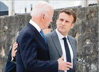  ?? ?? ALIADOS. Los presidente­s de EE.UU. y Francia dicen que trabajarán para recuperar la ”confianza”.