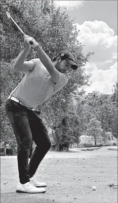  ?? Foto: feder ación ecuatorian­a de golf ?? • Juan Moncayo ganó el Ecuador Open en el 2018. Espera repetir el título, en su primer año como profesiona­l.