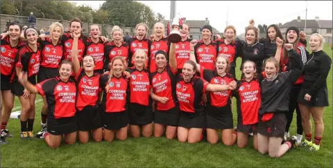  ??  ?? Oulart-The Ballagh celebrate their twelfth Senior camogie championsh­ip title and third on the trot in Bellefield on Saturday.