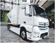  ?? FOTO: DPA ?? Elektro-LKW E-Actros von Mercedes.