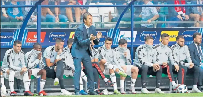  ??  ?? MENOS RECURSOS. Lopetegui contó en Tallin con un banquillo repleto de jóvenes (Vinicius), canteranos (Reguilón) y futbolista­s que pueden irse (Valverde, Casilla...).