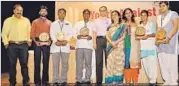  ?? ASHOK DUTTA/HT PHOTO ?? Dr G Choudhuri (centre) along with hepatitis patients who were felicitate­d during a programme on Saturday.