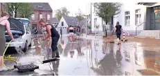  ?? ARCHIVFOTO: STAN ?? Nach einem Starkregen standen im August Straßen in Bedburdyck unter Wasser, 210 Einsätze waren nach dem Unwetter zu bewältigen.